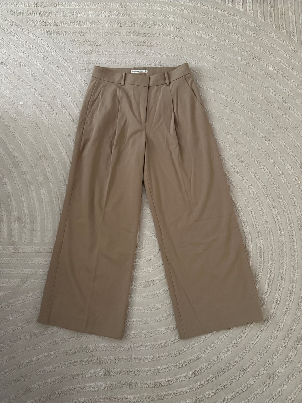 Abercrombie & Fitch Tan High-Waist Trousers 27S